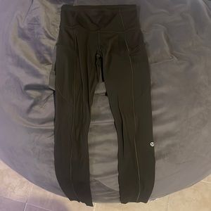 Lululemon olive green align leggings 25’